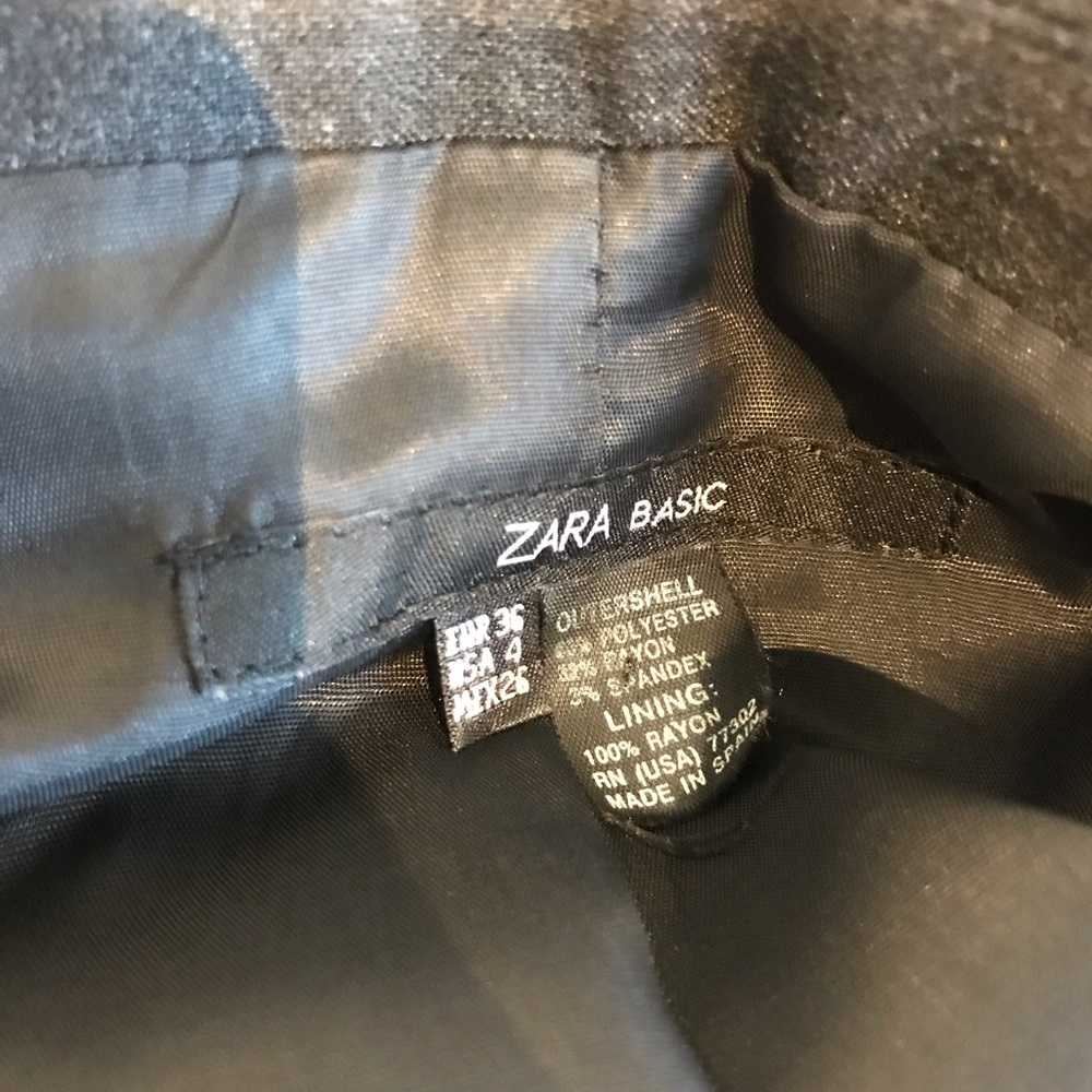 Zara dark grey blaze with front pocket - Picture 4 of 5